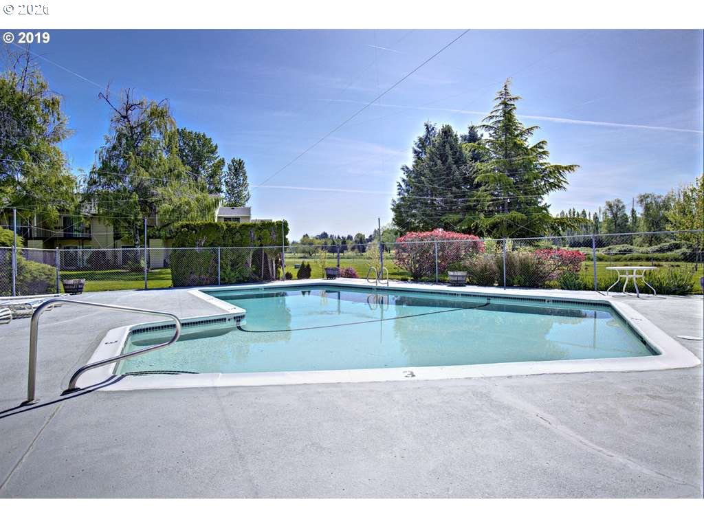 1700 Northeast Hogan Drive Gresham, OR 97030 - Photo 22 of 22