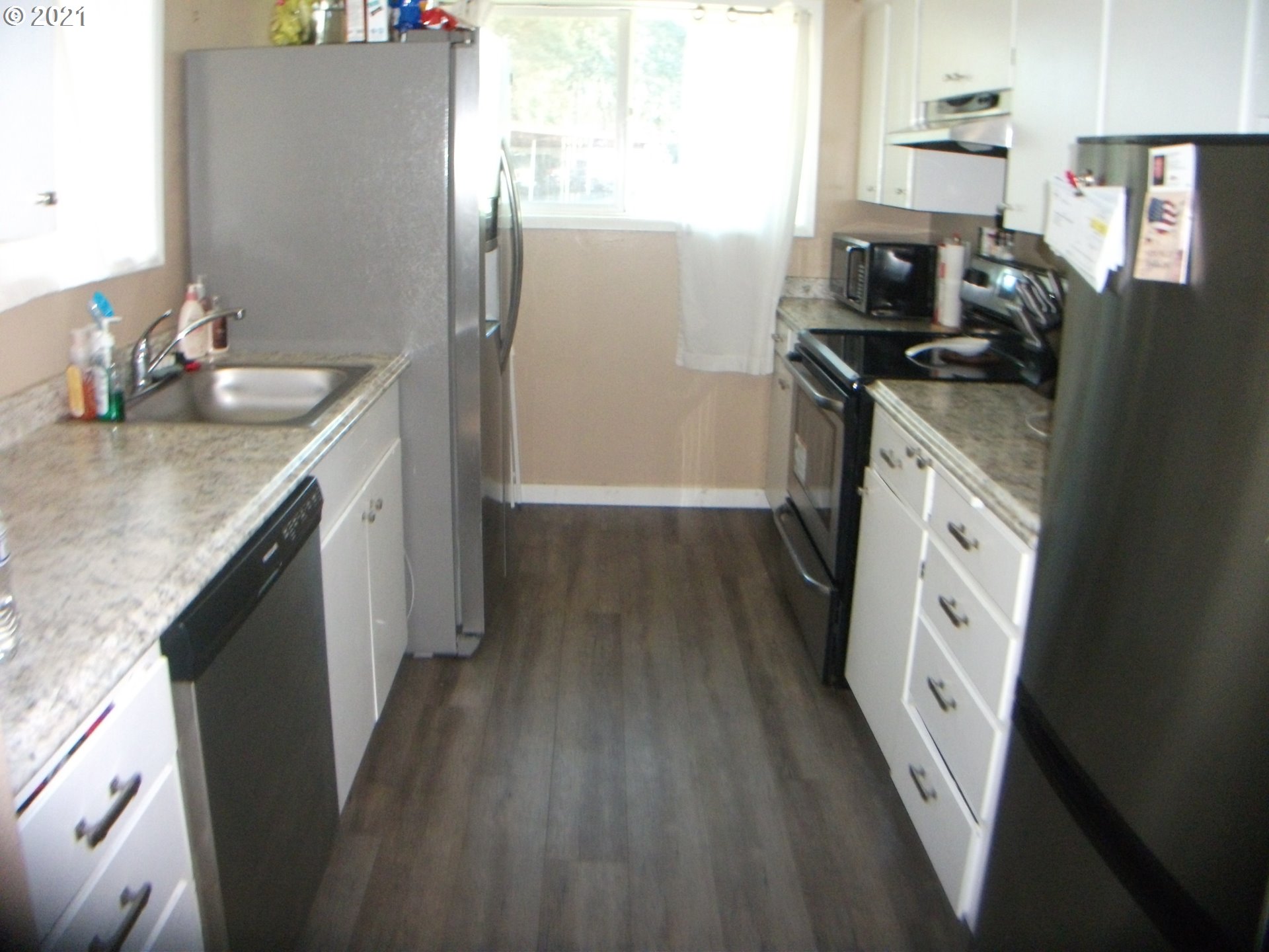 1700 Northeast Hogan Drive Gresham, OR 97030 - Photo 9 of 22