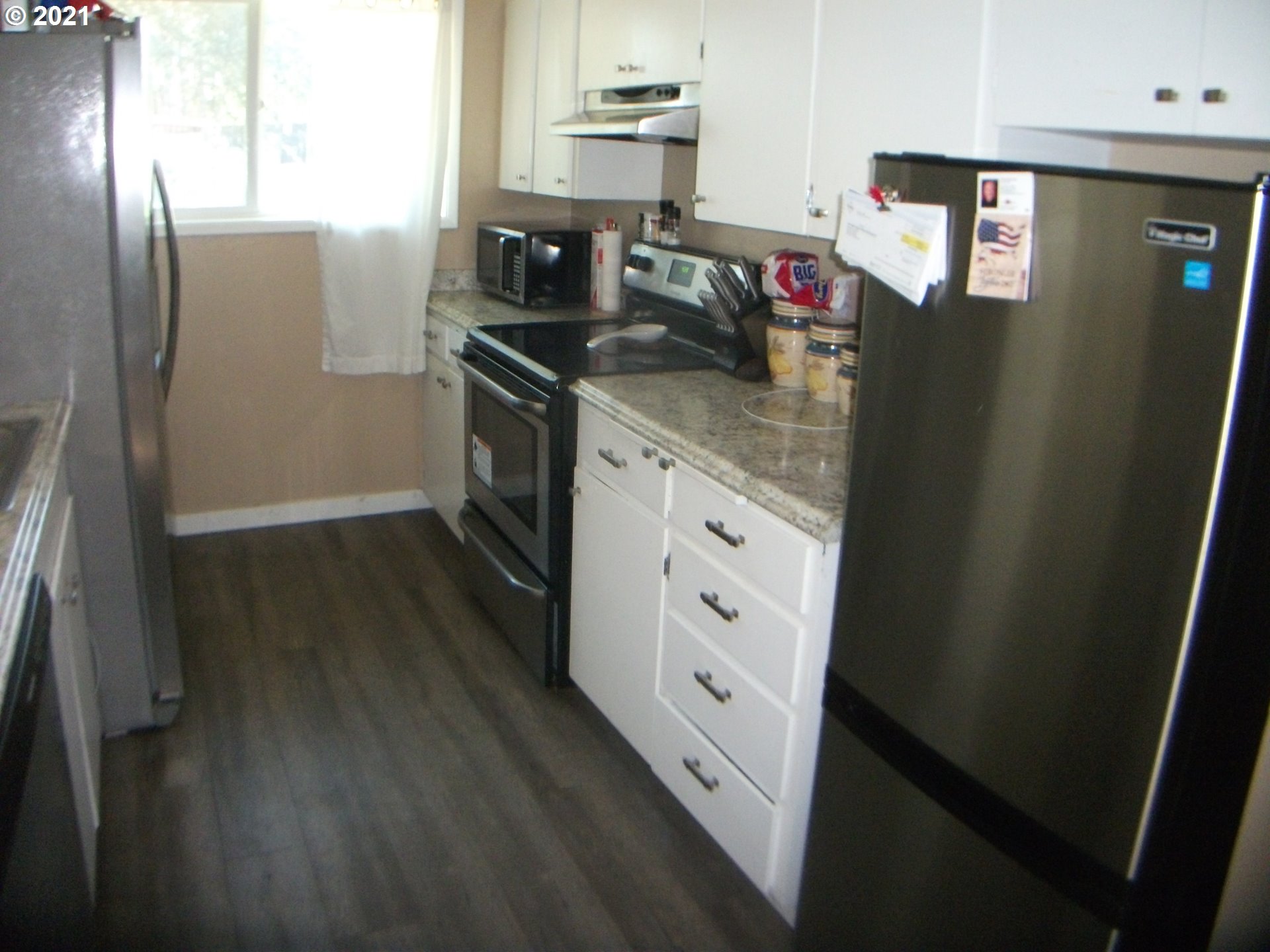 1700 Northeast Hogan Drive Gresham, OR 97030 - Photo 10 of 22