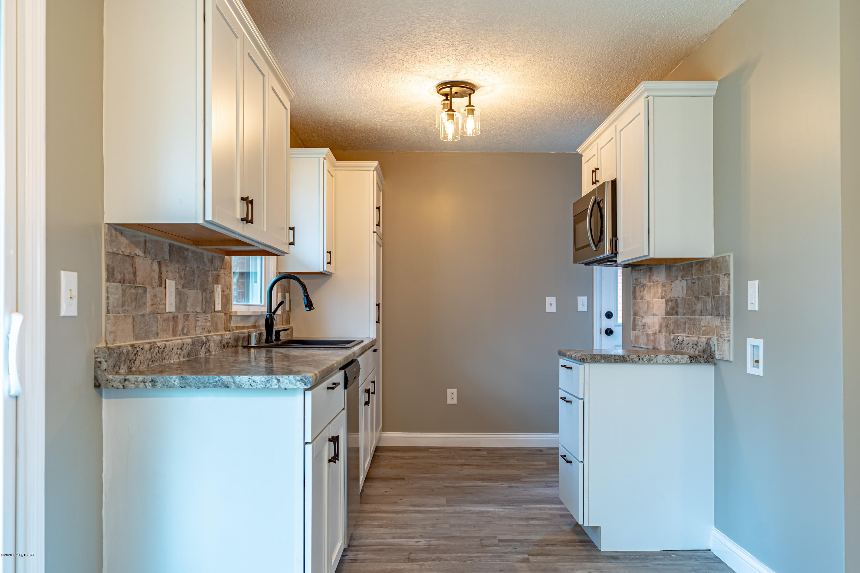 6315 Hunters Grove Road Louisville, KY 40216 - Photo 36 of 61 DSC00259