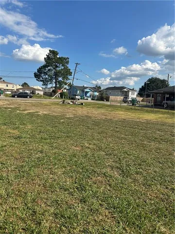 $30,000 | 1430 Esther Street, Harvey, LA 70058