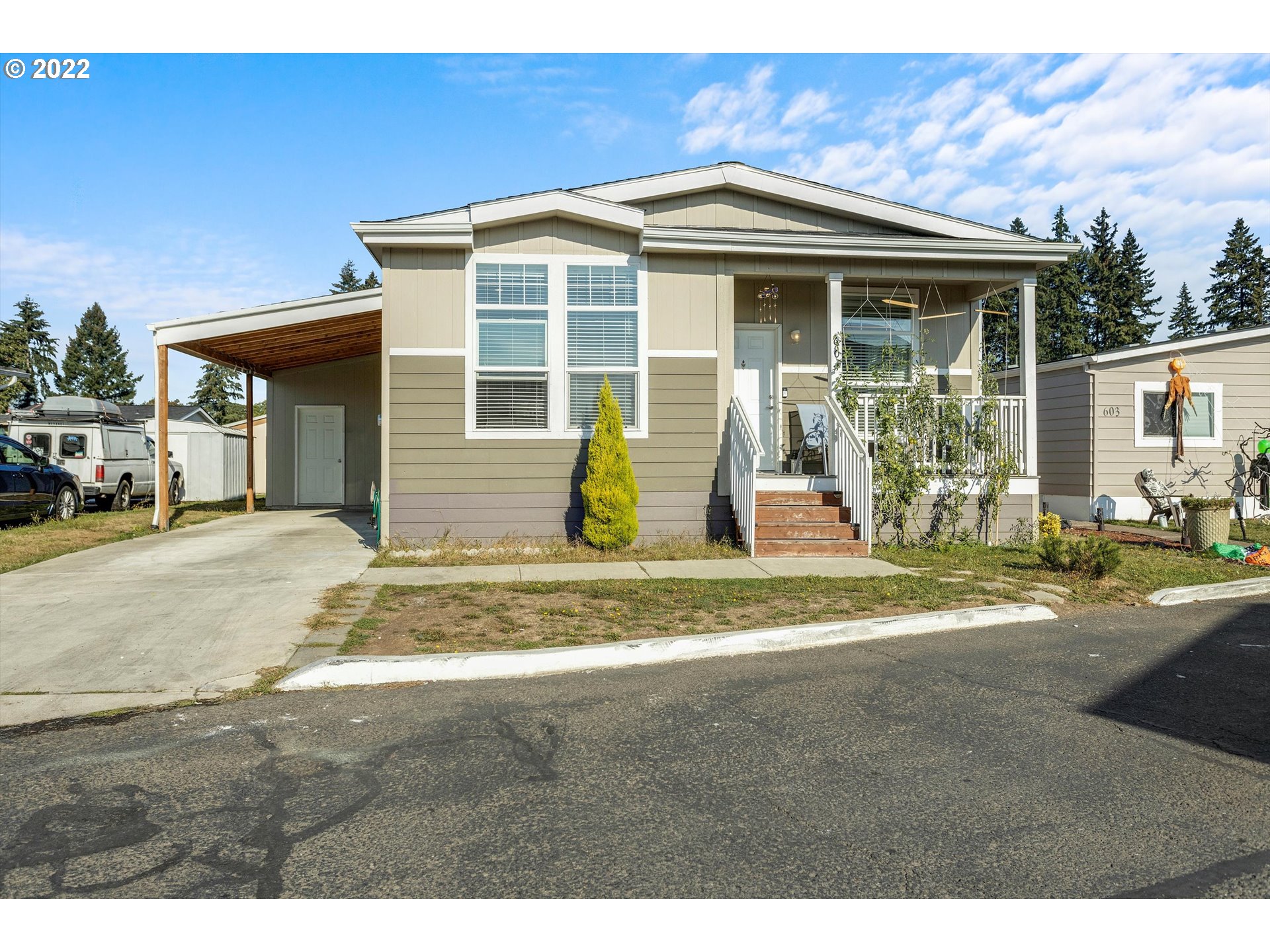 601 Southwest Philadelphia Way Beaverton, OR 97006 - Photo 1 of 31 Gallery Image 1