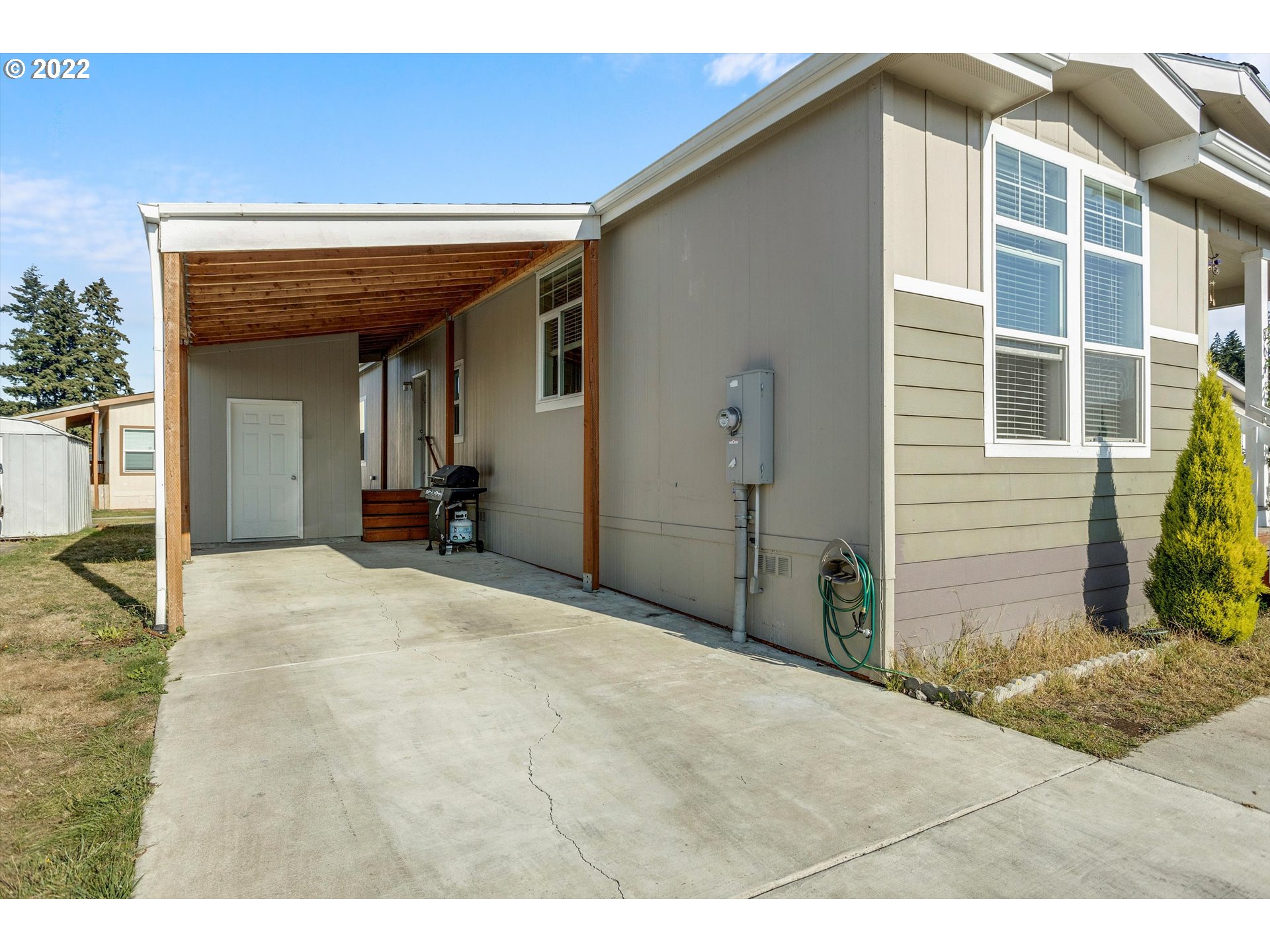 601 Southwest Philadelphia Way Beaverton, OR 97006 - Photo 5 of 31 Gallery Image 5