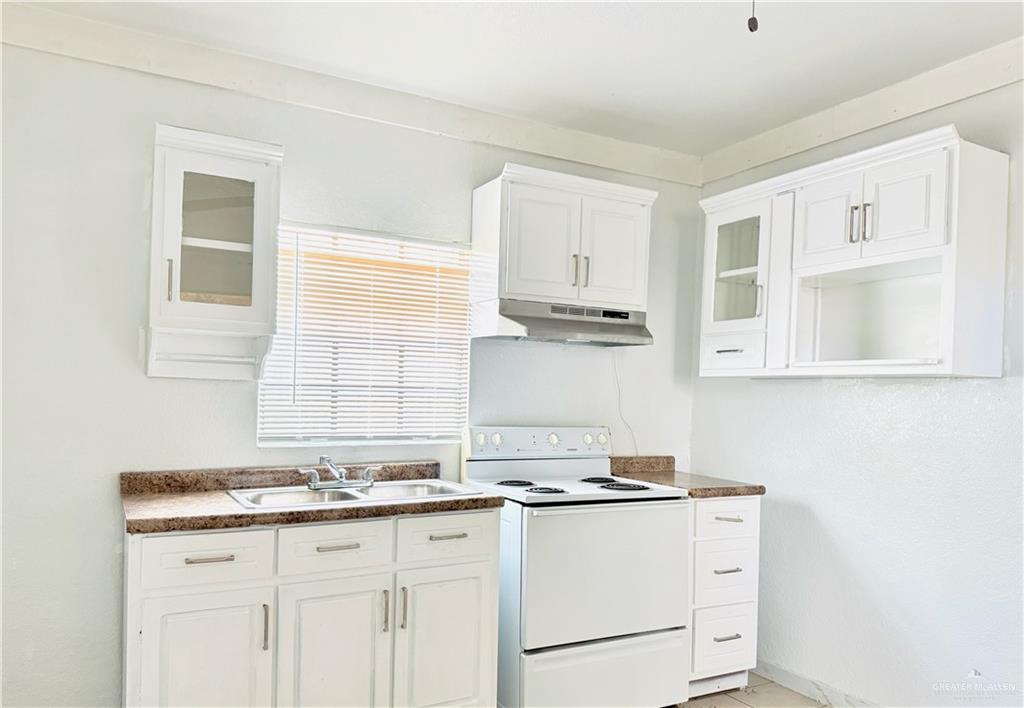 8014 North Lopez Street Rio Grande City, TX 78582 - Photo 14 of 18