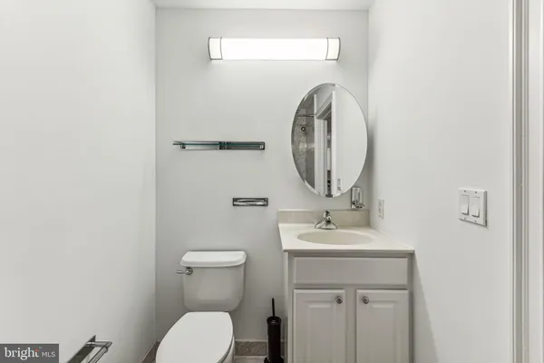 $1,875 | 1500 Chestnut Street, Unit 14E, Philadelphia, PA 19102