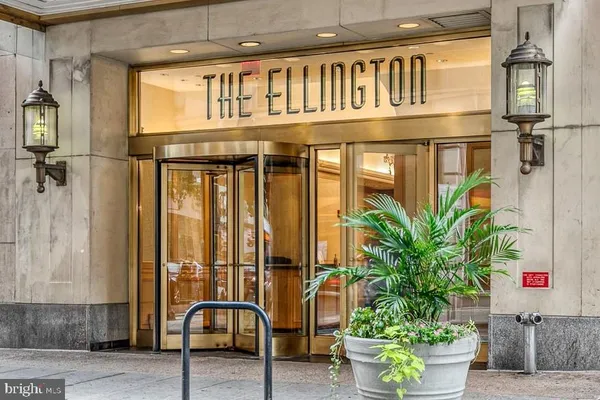 $1,875 | 1500 Chestnut Street, Unit 14E, Philadelphia, PA 19102