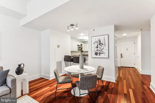 $1,875 | 1500 Chestnut Street, Unit 14E, Philadelphia, PA 19102