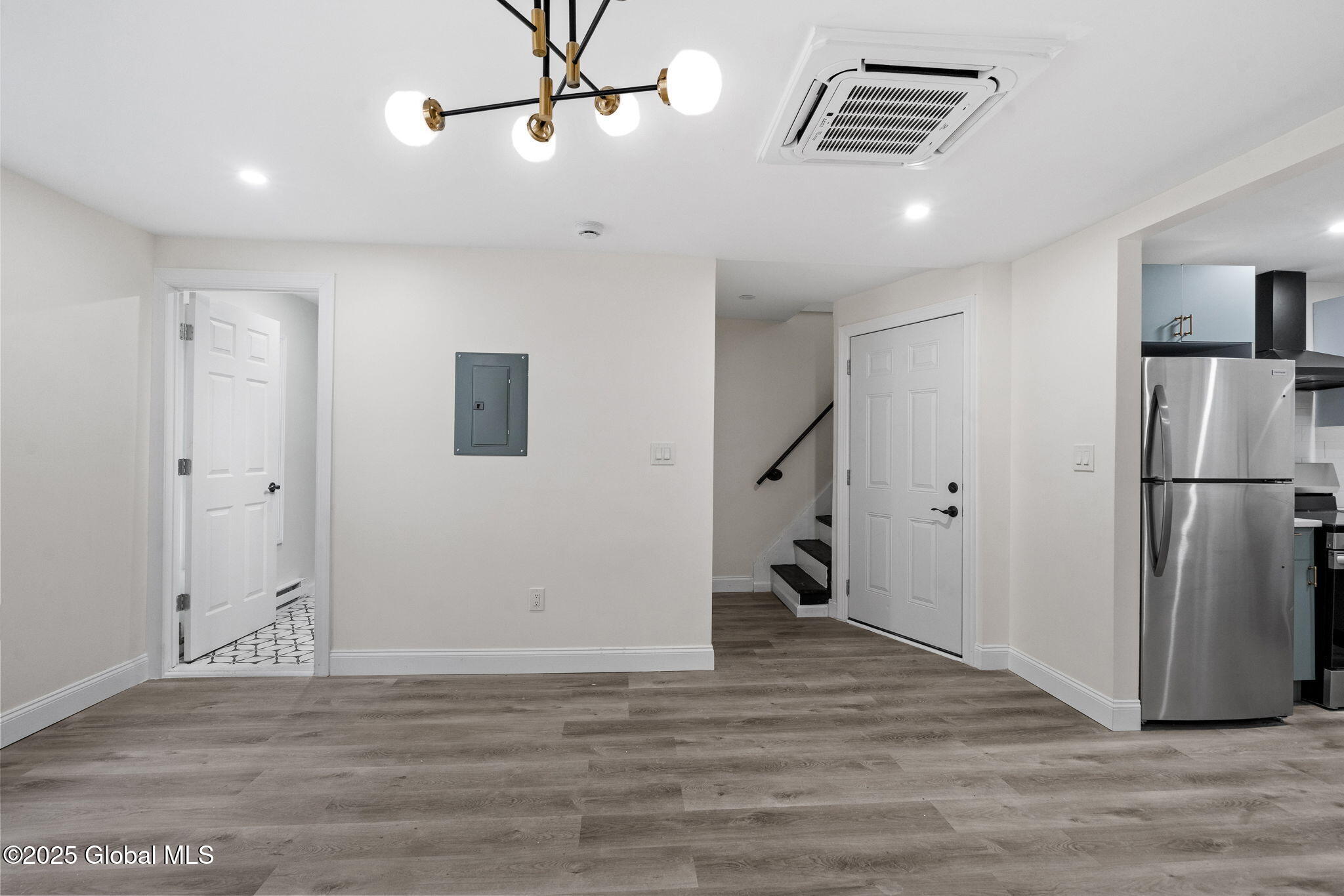 42 Spring Street, Unit 2 Albany, NY 12210 - Photo 12 of 24 41-web-or-mls-42-spring-st