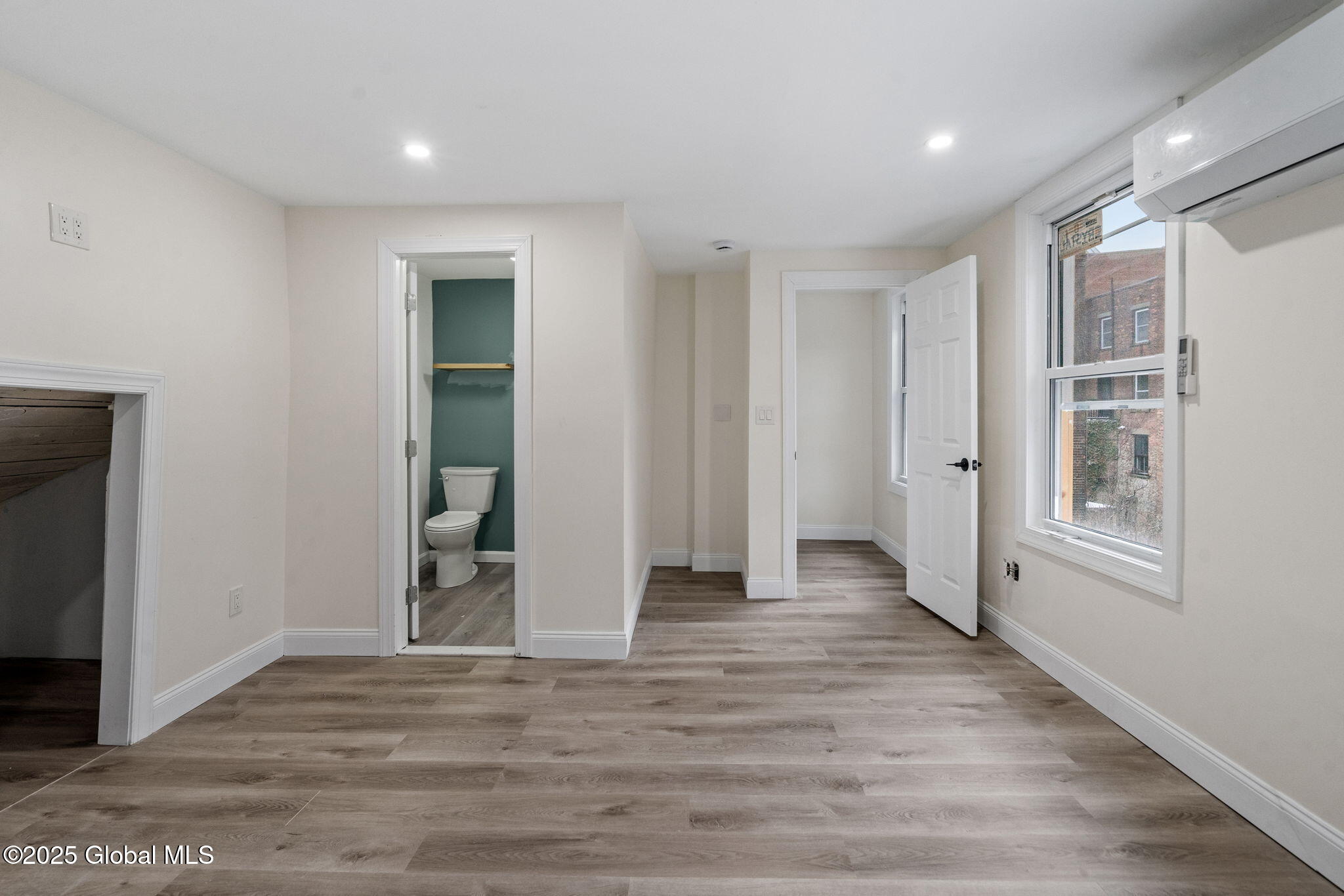 42 Spring Street, Unit 2 Albany, NY 12210 - Photo 19 of 24 48-web-or-mls-42-spring-st