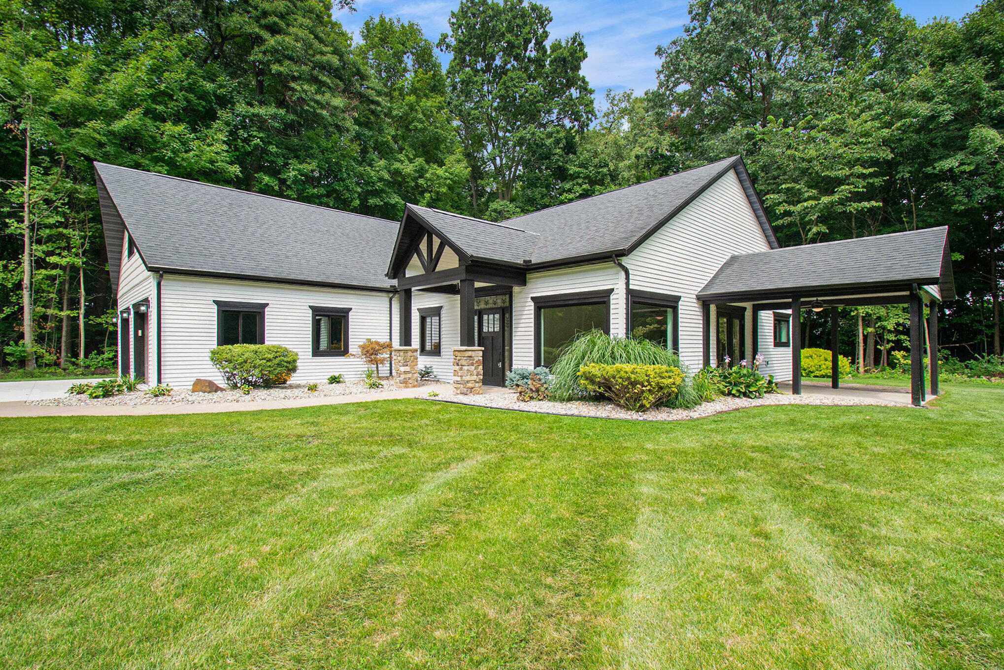70433 Brush Road Niles, MI 49120 - Photo 3 of 41 003_dsc_5339