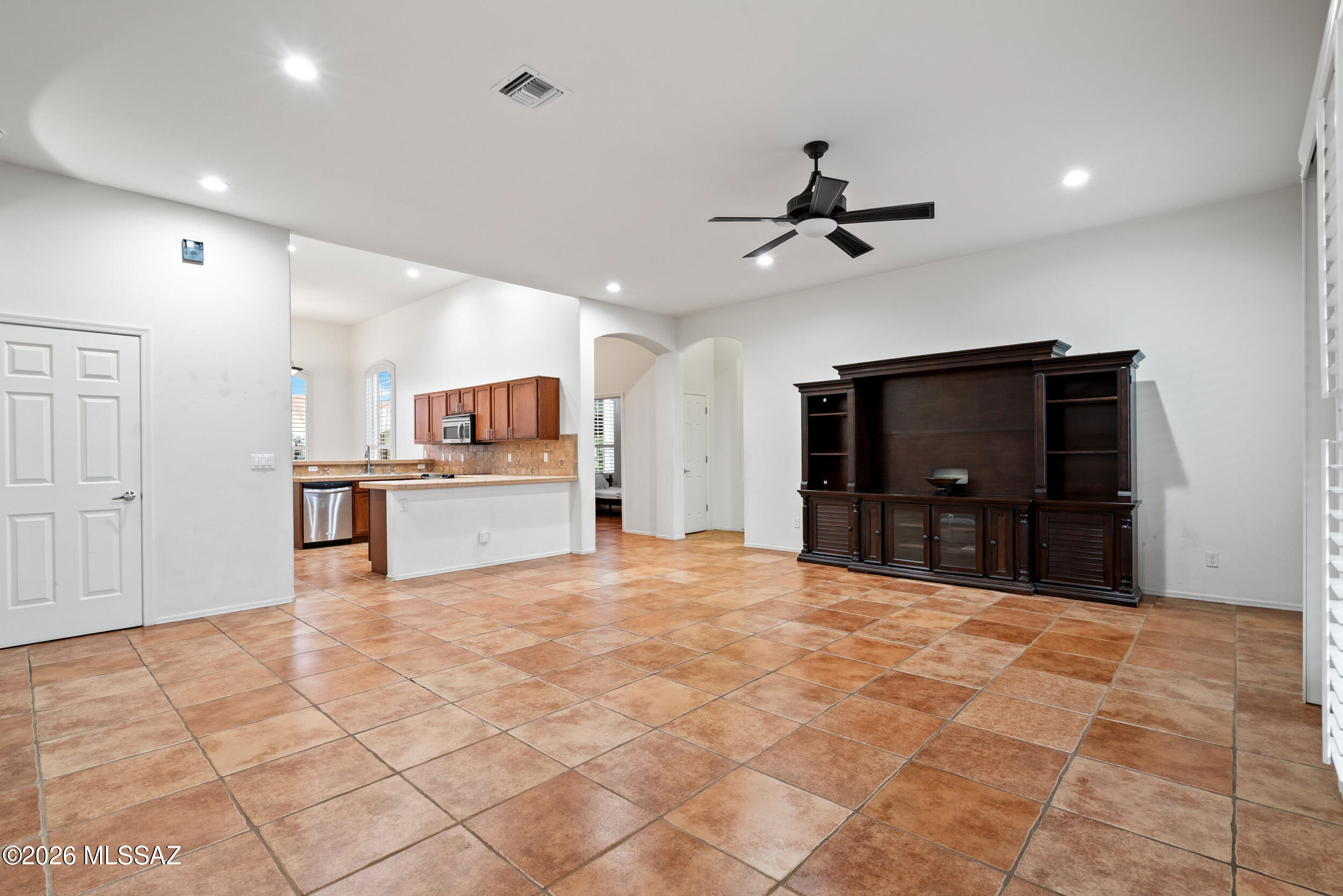 881 Manzanilla Way Rio Rico, AZ 85648 - Photo 7 of 33 Gallery Image 7