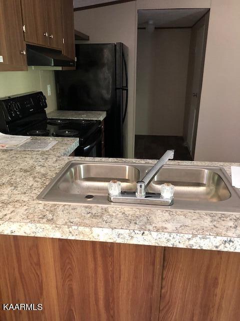 9513 Diggs Gap Road Heiskell, TN 37754 - Photo 10 of 12 kitchen