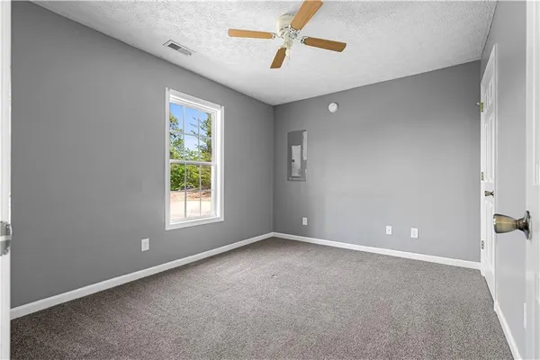 $199,900 | 332 Lavista Drive Southwest, Calhoun, GA 30701