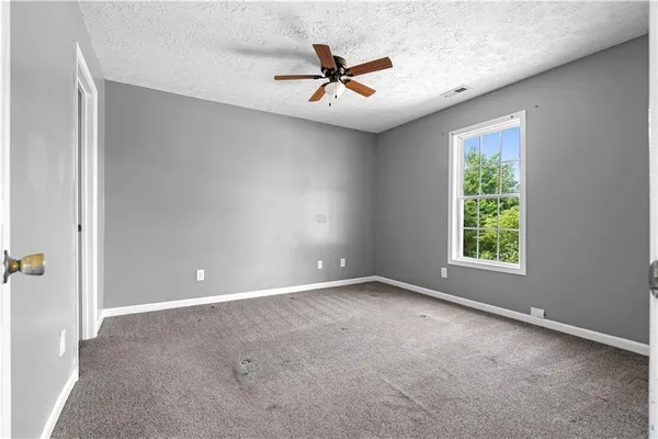$199,900 | 332 Lavista Drive Southwest, Calhoun, GA 30701