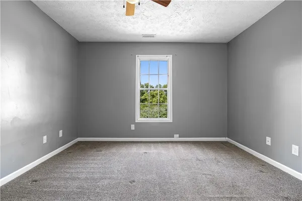 $199,900 | 332 Lavista Drive Southwest, Calhoun, GA 30701