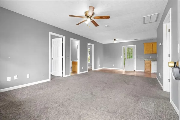 $199,900 | 332 Lavista Drive Southwest, Calhoun, GA 30701