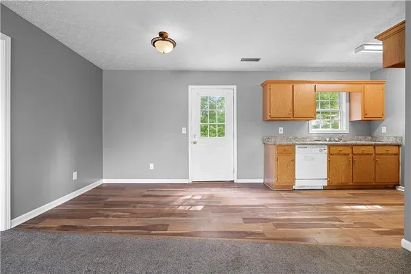 $199,900 | 332 Lavista Drive Southwest, Calhoun, GA 30701