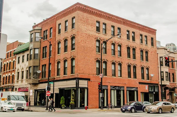 $3,600 | 166 West Grand Avenue, Unit 3C, Chicago, IL 60654