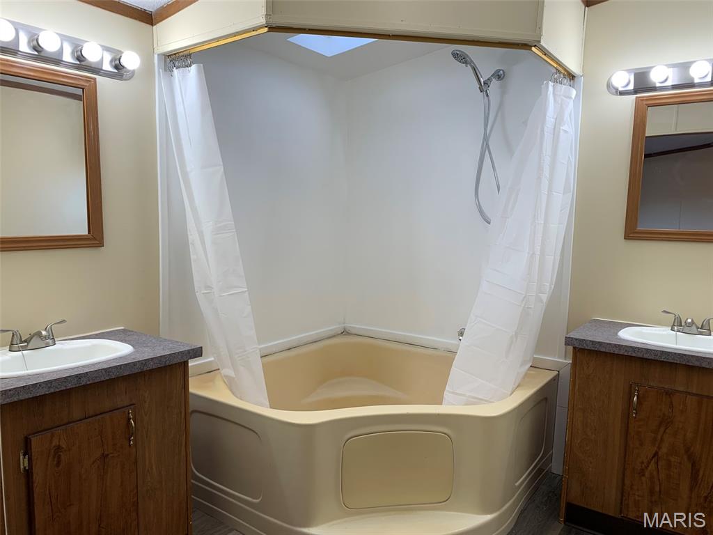 1322 Reiker Ford Road St. Clair, MO 63077 - Photo 23 of 50