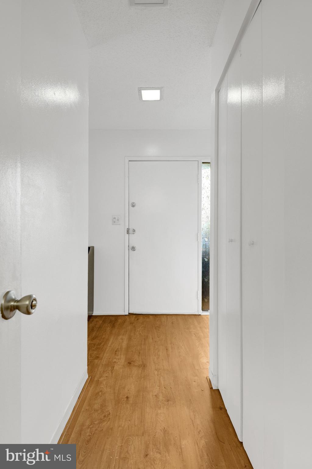 2142 Cartwright Place Reston, VA 20191 - Photo 4 of 46 a view of room