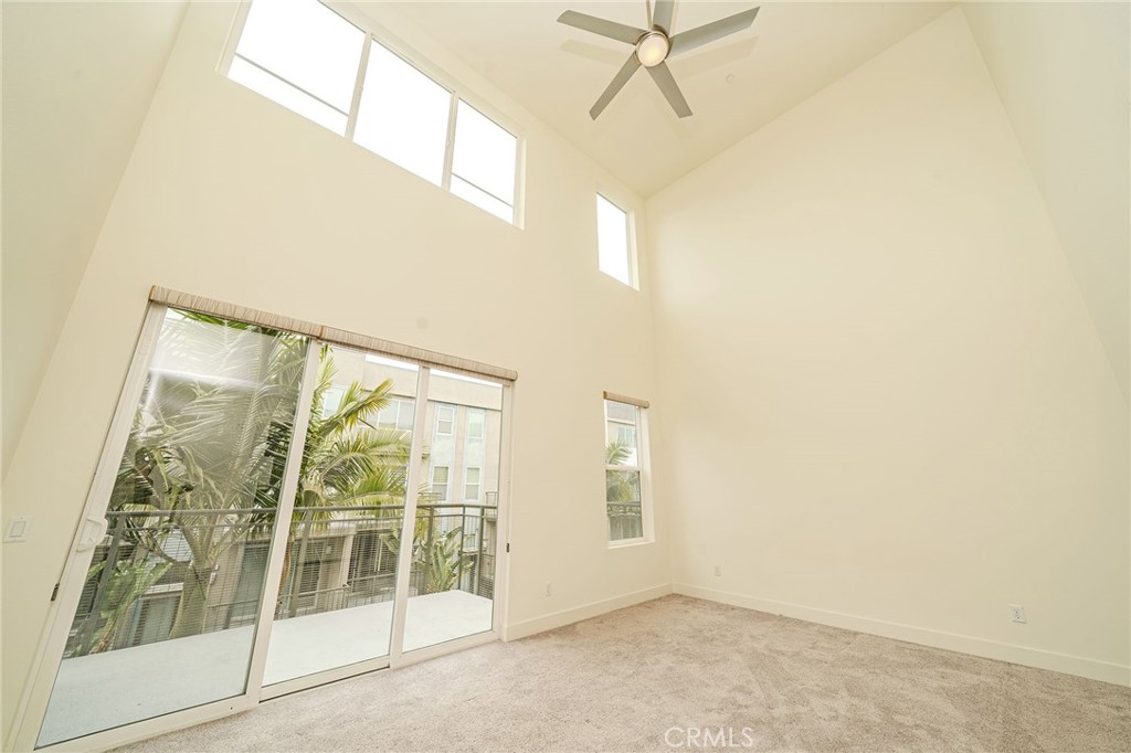 248 Rockefeller Irvine, CA 92612 - Photo 16 of 42