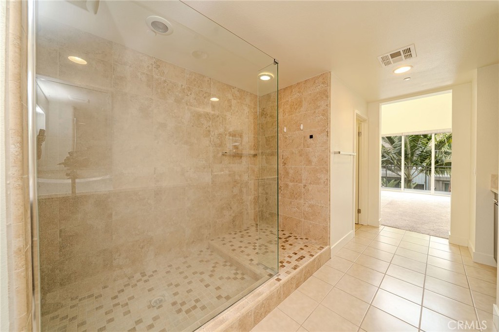 248 Rockefeller Irvine, CA 92612 - Photo 23 of 42