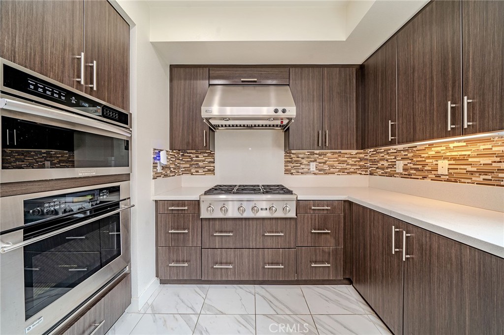 248 Rockefeller Irvine, CA 92612 - Photo 9 of 42