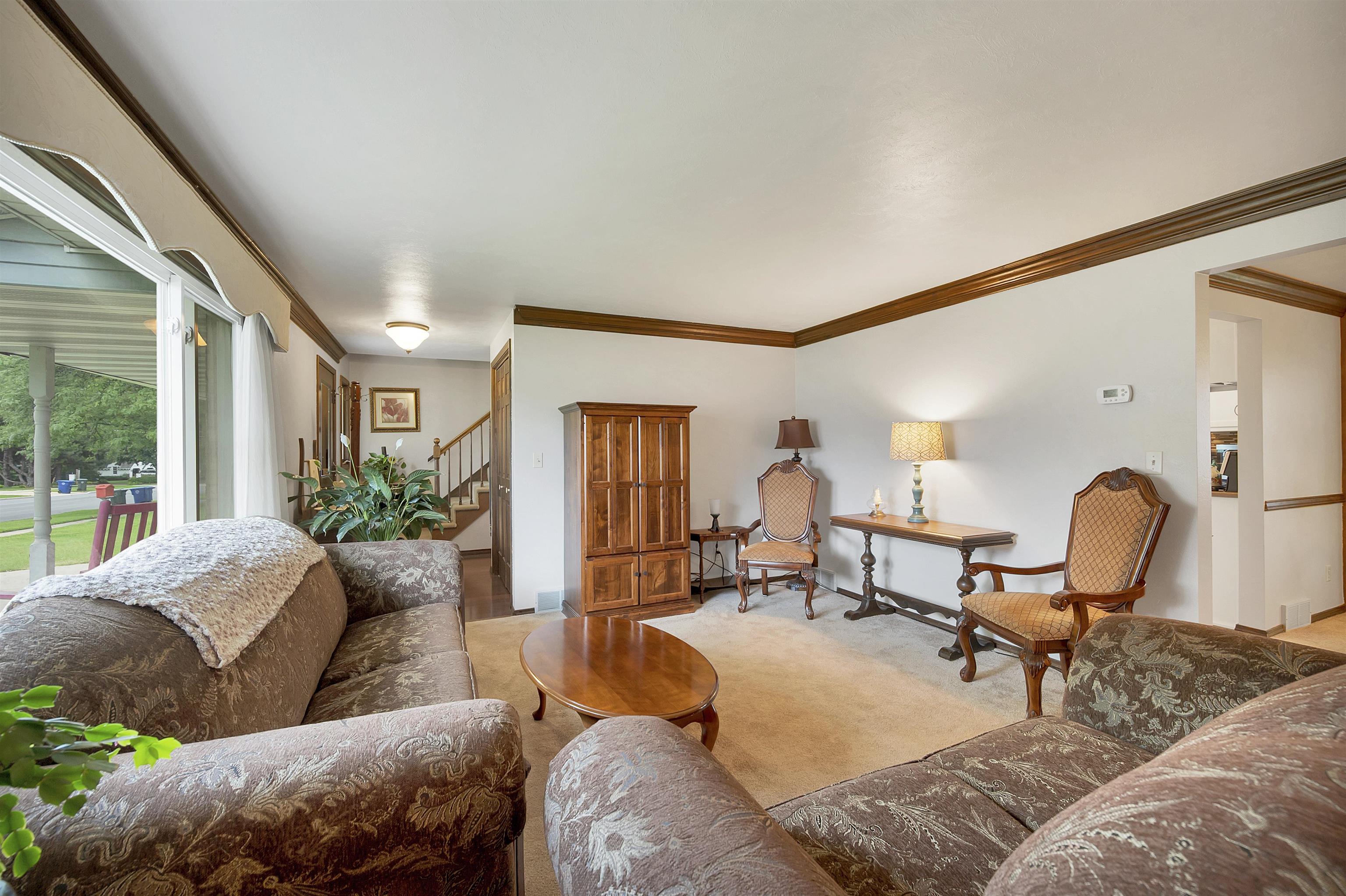 413 South Good Hope Road De Pere, WI 54115 - Photo 14 of 61