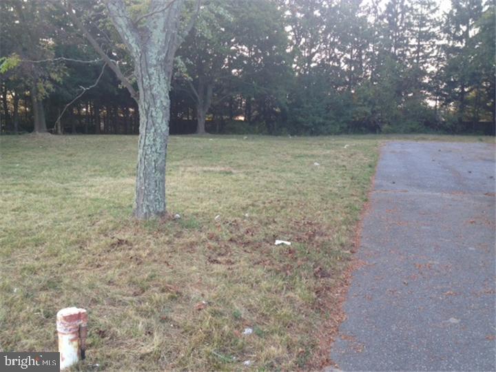 133 Berlin - Cross Keys Road Sewell, NJ 08080 - Photo 2 of 4