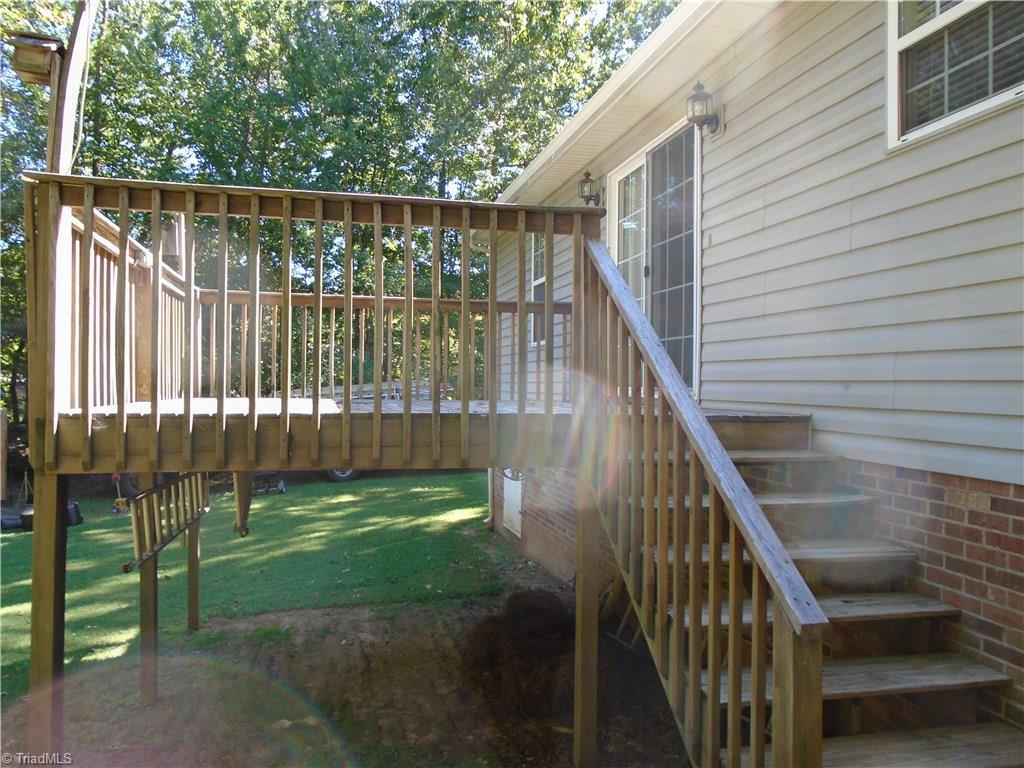 181 County Line Road Reidsville, NC 27320 - Photo 4 of 22 Gallery Image 4