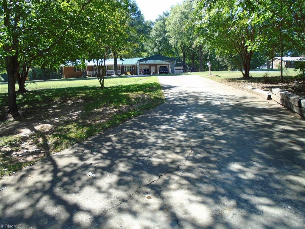 181 County Line Road Reidsville, NC 27320 - Photo 6 of 22 Gallery Image 6