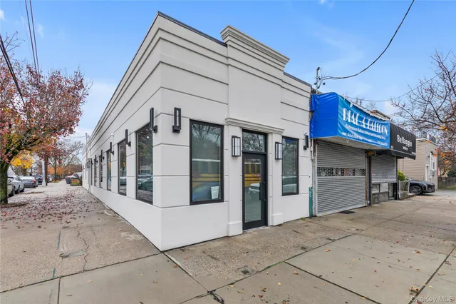 a view of a white building