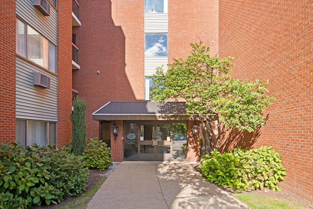 4975 Washington Street, Unit 311 Boston, MA 02132 - Photo 1 of 20