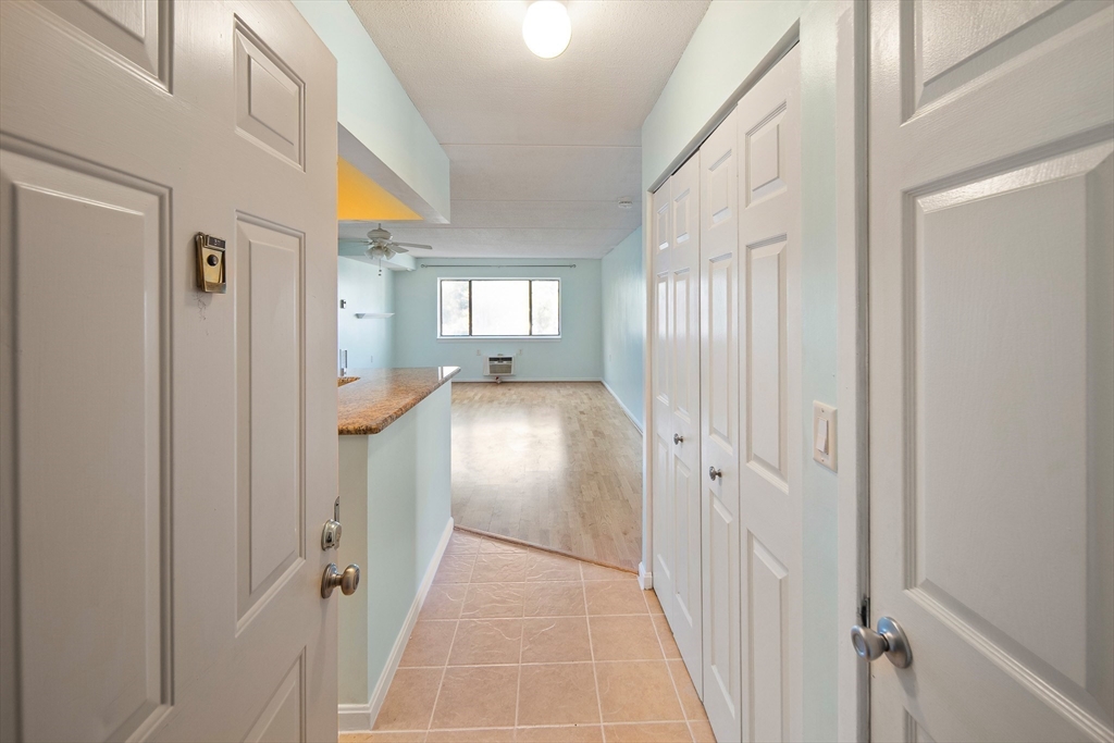 4975 Washington Street, Unit 311 Boston, MA 02132 - Photo 4 of 20