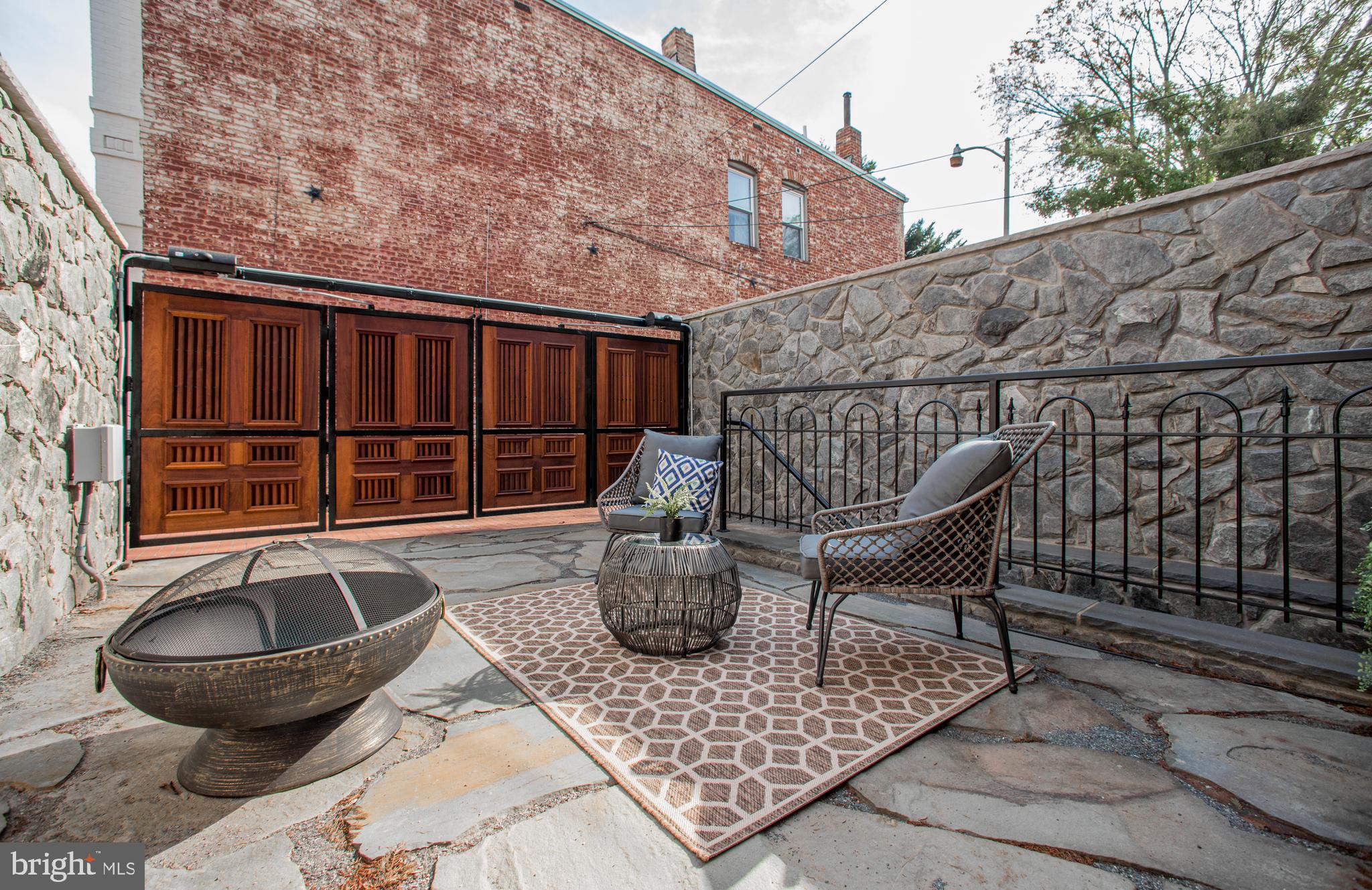 251 8th Street Northeast Washington, DC 20002 - Photo 3 of 45