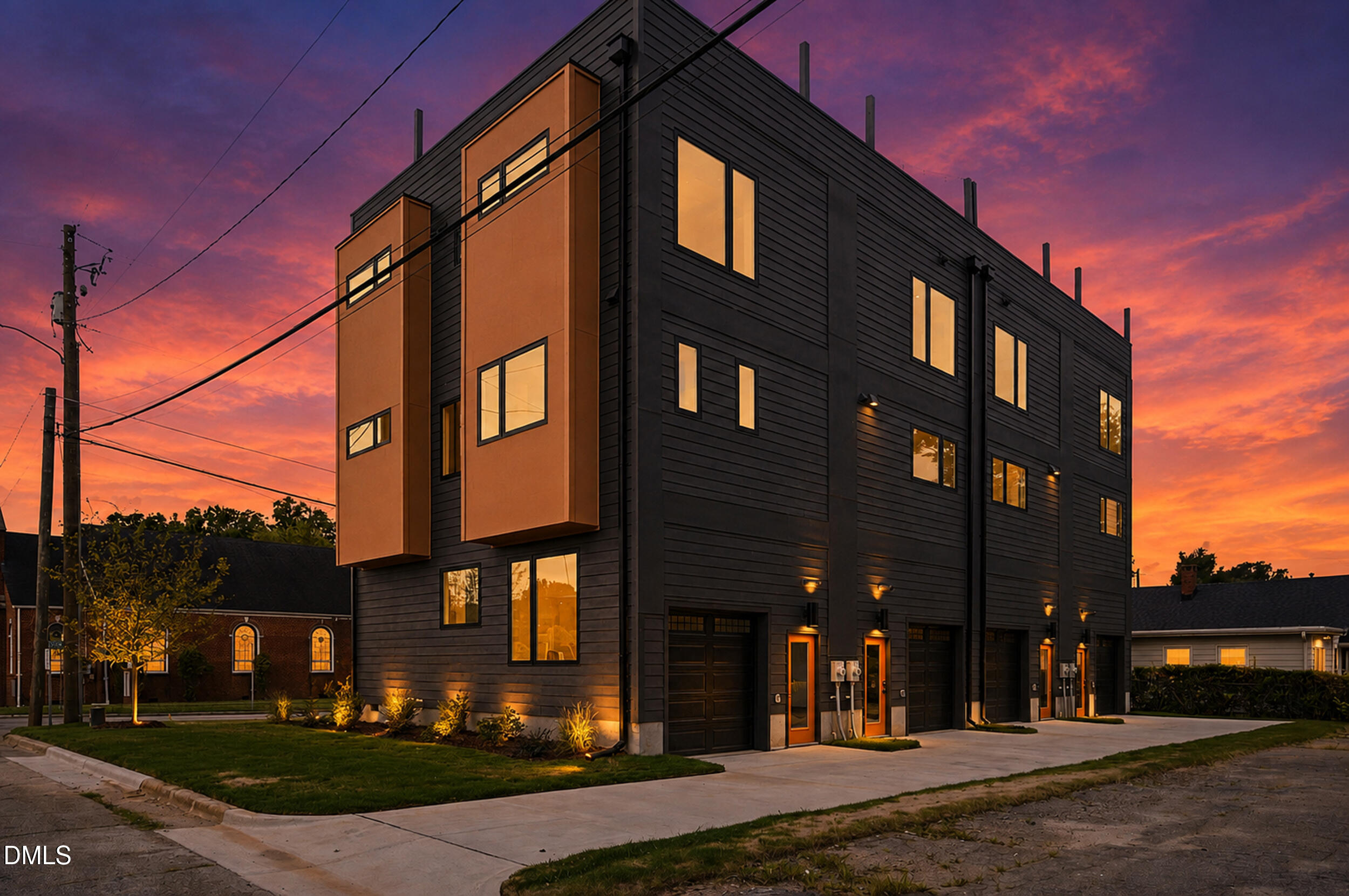 831 Cotton Place, Unit 101 Raleigh, NC 27601 - Photo 31 of 43 7_017_twilight