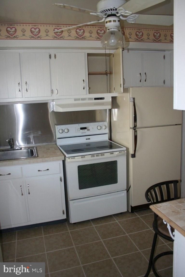 1608 Devers Road York, PA 17404 - Photo 7 of 14 Gallery Image 7