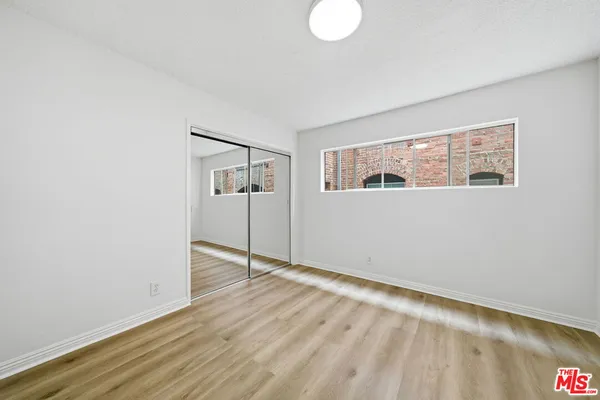 $1,995 | 4100 West 1st Street, Unit 206, Los Angeles, CA 90004