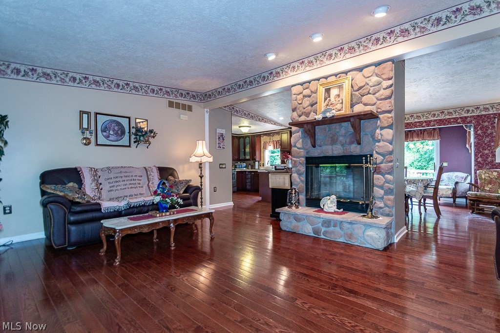 2972 Warner Road Fowler, OH 44418 - Photo 4 of 35 Gallery Image 4