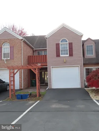 $1,500 | 24 Brookline Court, Chambersburg, PA 17201