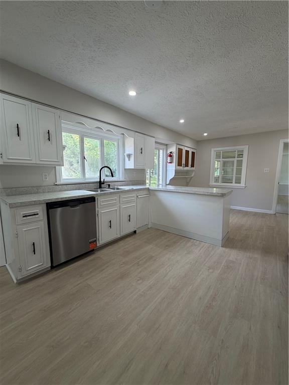 306 Valley Drive Rochester, PA 15074 - Photo 7 of 24 Gallery Image 7