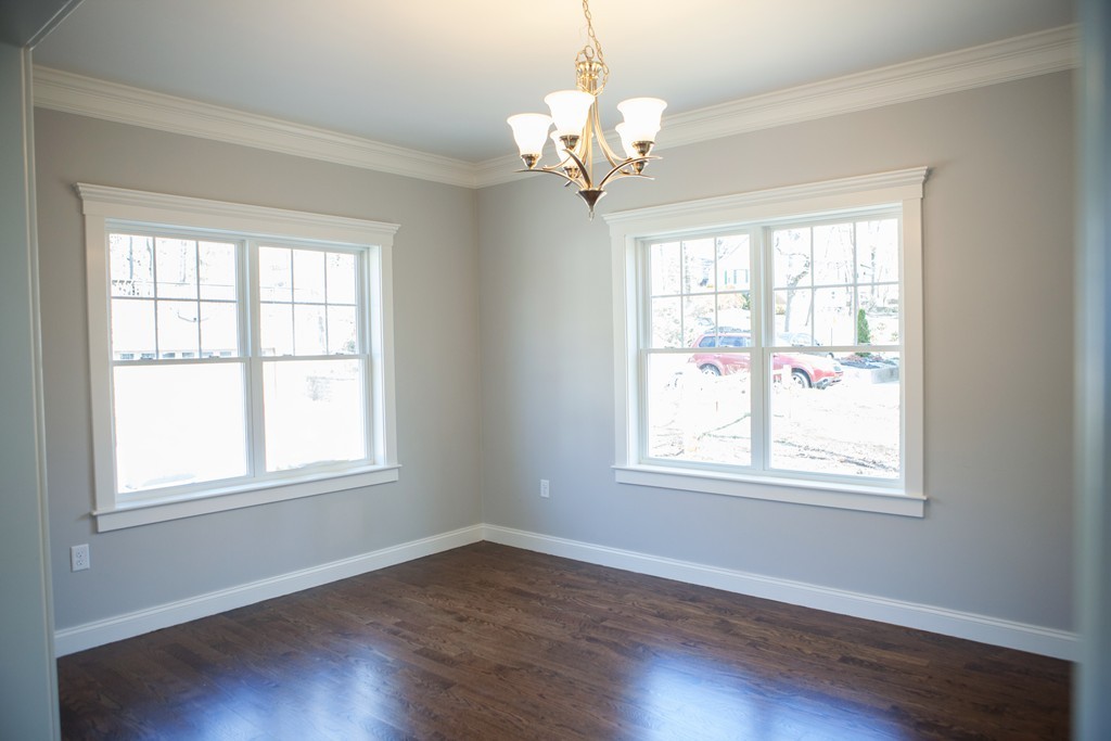 131 Bay State Road Melrose, MA 02176 - Photo 12 of 30 Gallery Image 12