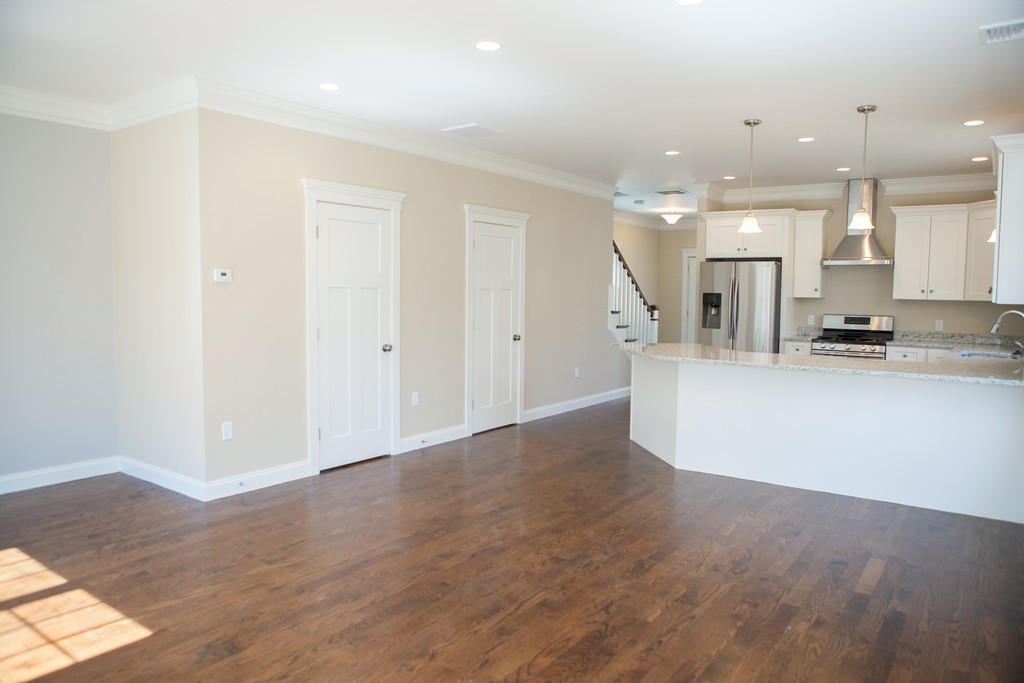 131 Bay State Road Melrose, MA 02176 - Photo 10 of 30 Gallery Image 10