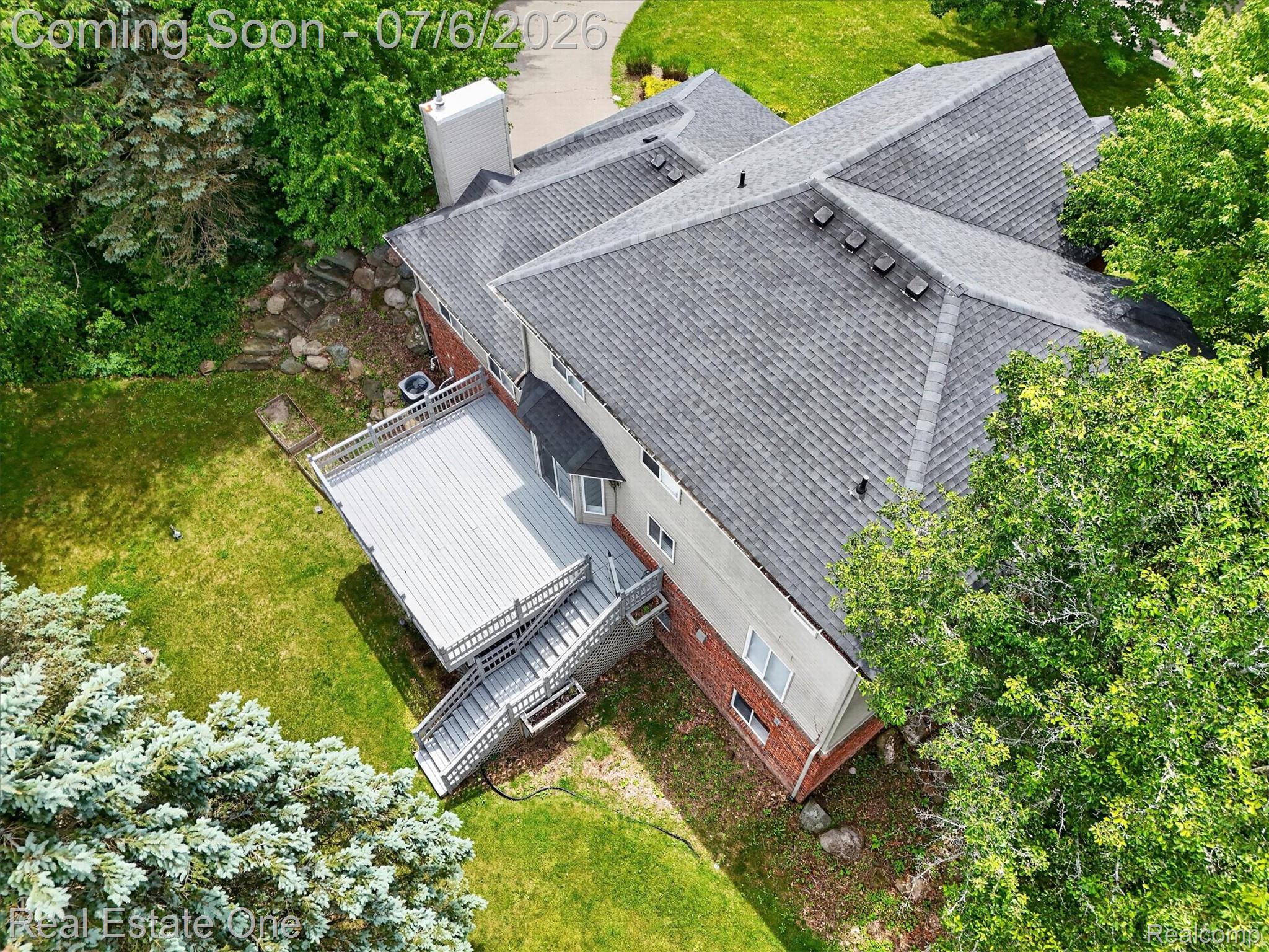 9610 Forest Ridge Drive Clarkston, MI 48348 - Photo 63 of 77 70-9610-Forest-Ridge-Dr-Village-of-Clarkston-MI-48348-WindowStill.jpg