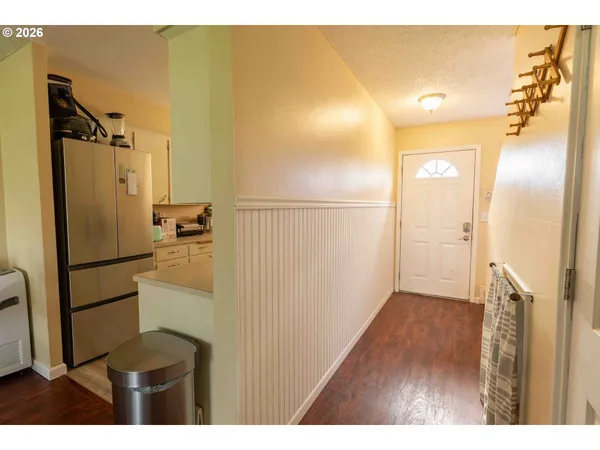 $194,000 | 1935 Northeast 19th Street, Gresham, OR 97030
