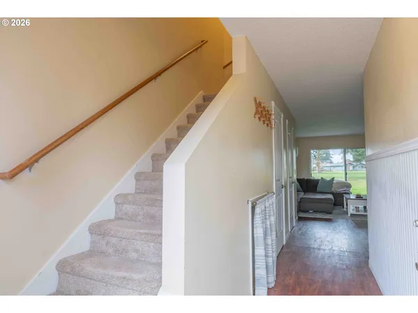 $194,000 | 1935 Northeast 19th Street, Gresham, OR 97030