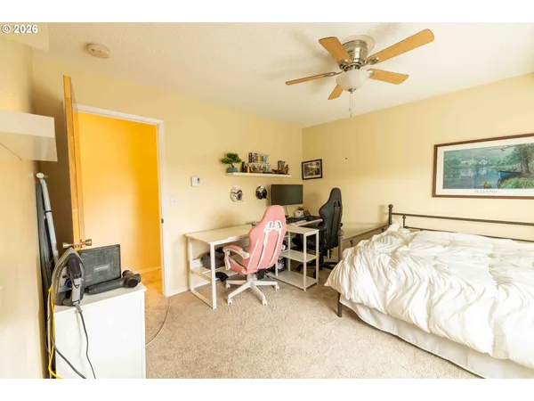 $194,000 | 1935 Northeast 19th Street, Gresham, OR 97030