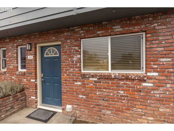 $194,000 | 1935 Northeast 19th Street, Gresham, OR 97030