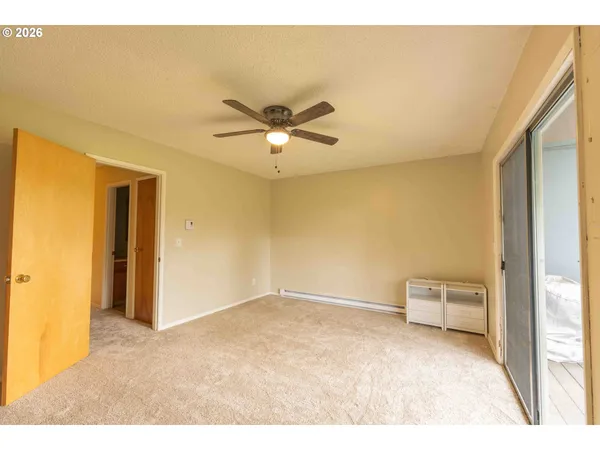 $194,000 | 1935 Northeast 19th Street, Gresham, OR 97030