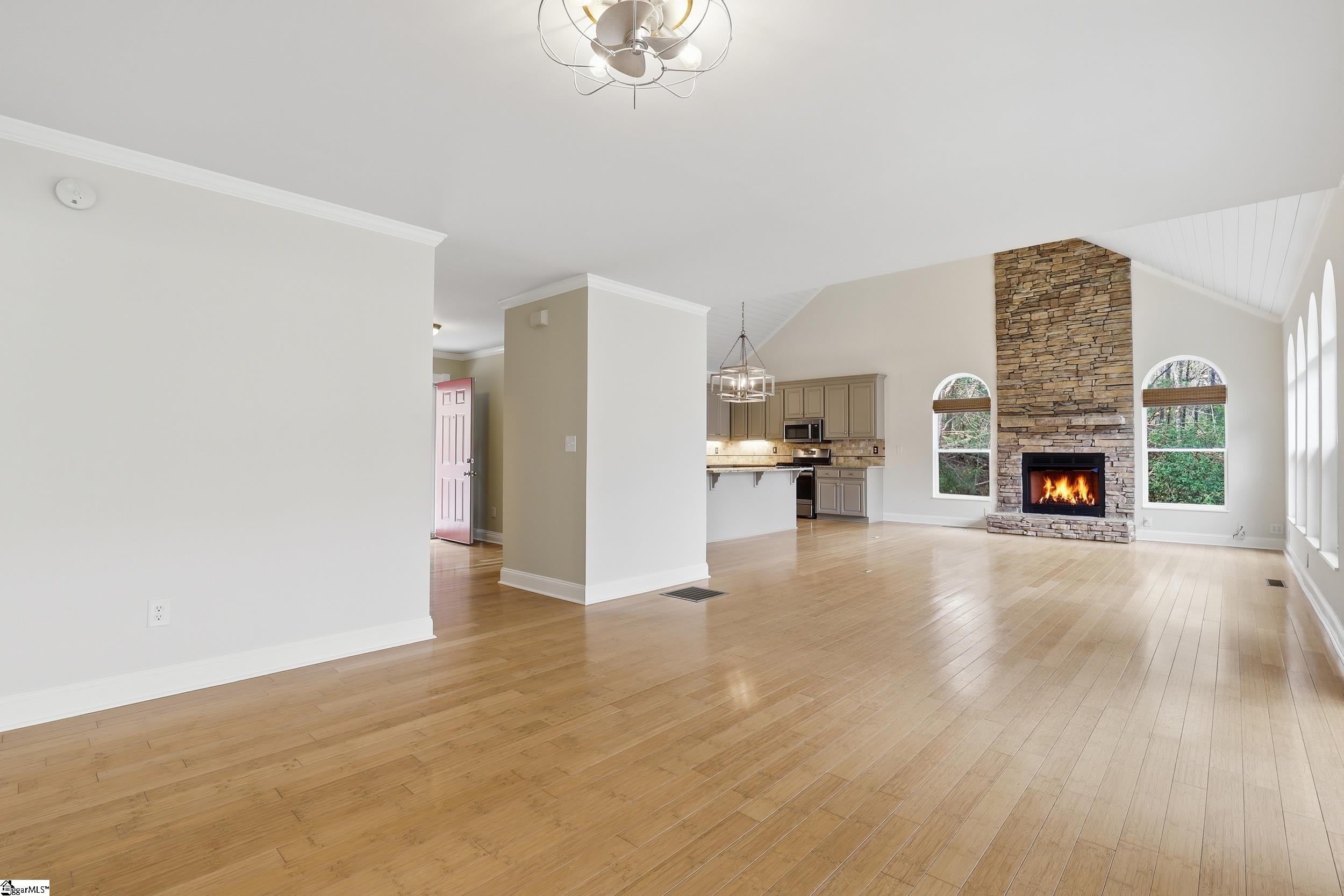 209 Falcon Crest Way Pickens, SC 29671 - Photo 12 of 39